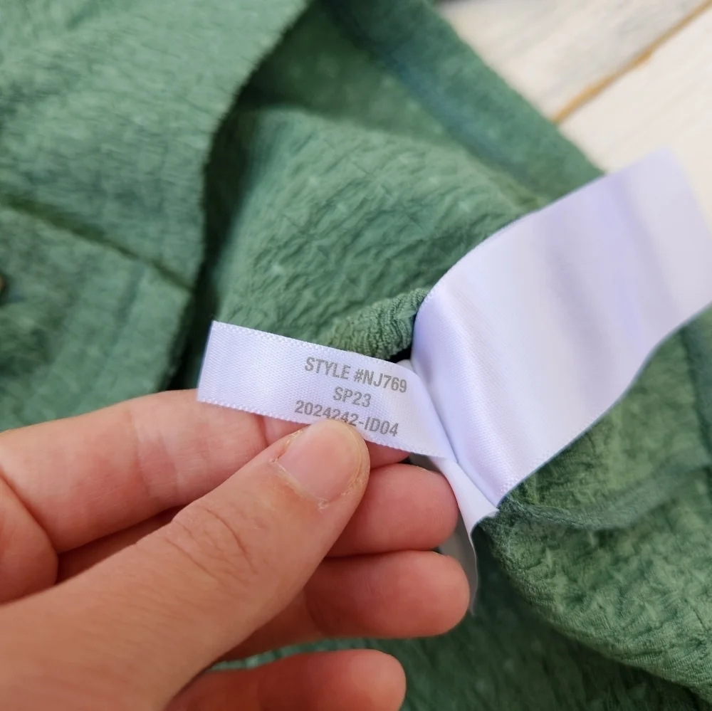 Madewell Crinkle Knit Button Front Short Sleeve Blouse Top Green Size XS - Picture 6 of 7